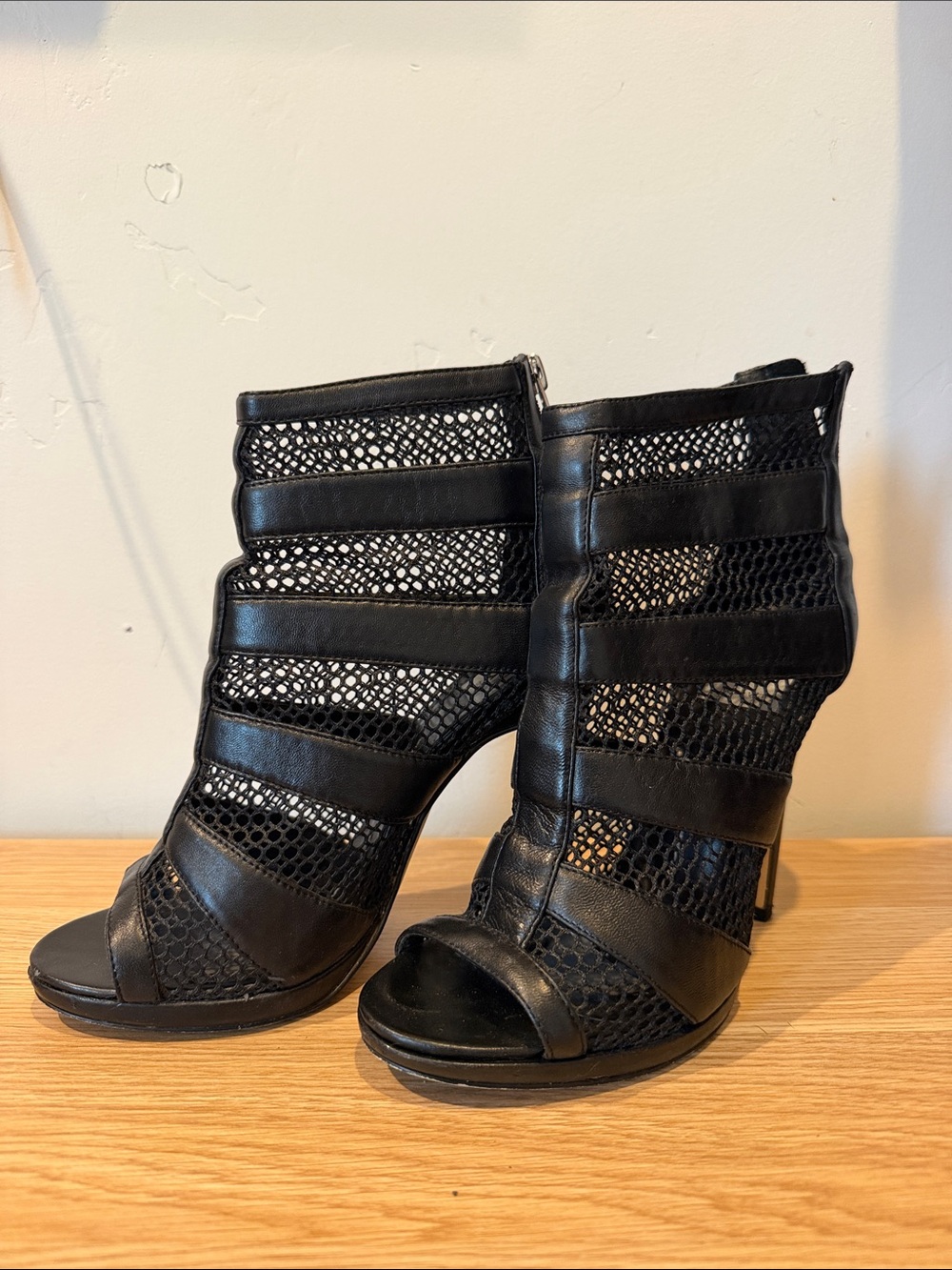 Dolce Vita Cadiz Black Leather 7.M